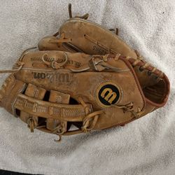 Wilson Baseball Glove