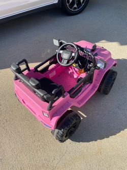Kids Electric Car - low mileage