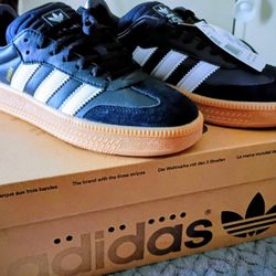 adidas Samba XLG 