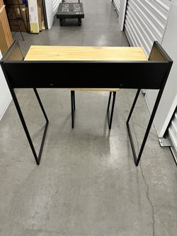 Child’s Desk