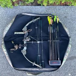 "BOWTECH 2004 TomKat RH 60# 28" Draw Length Compound Bow with Case