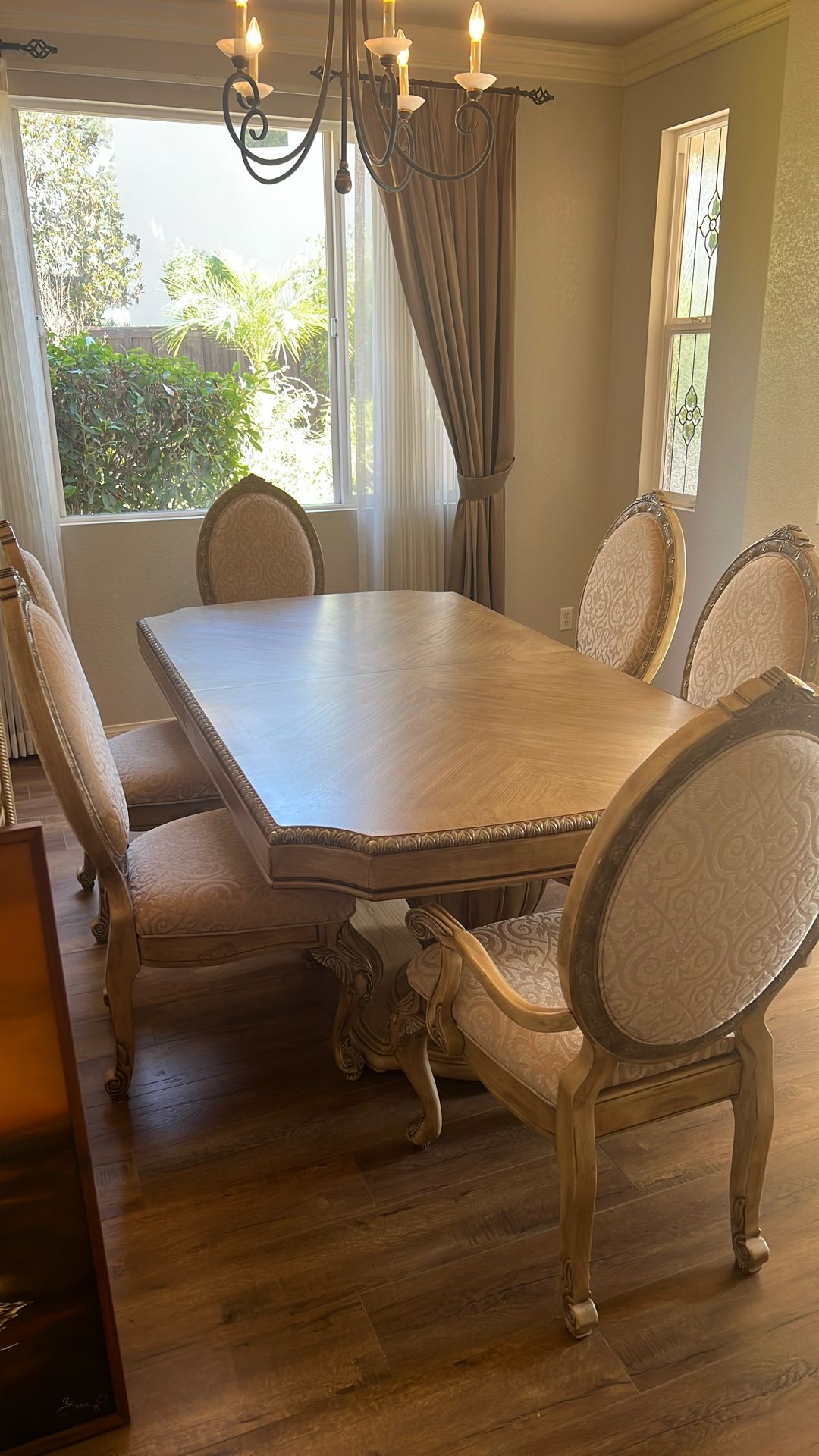 Rustic Antique Wood Dining Table With Chairs