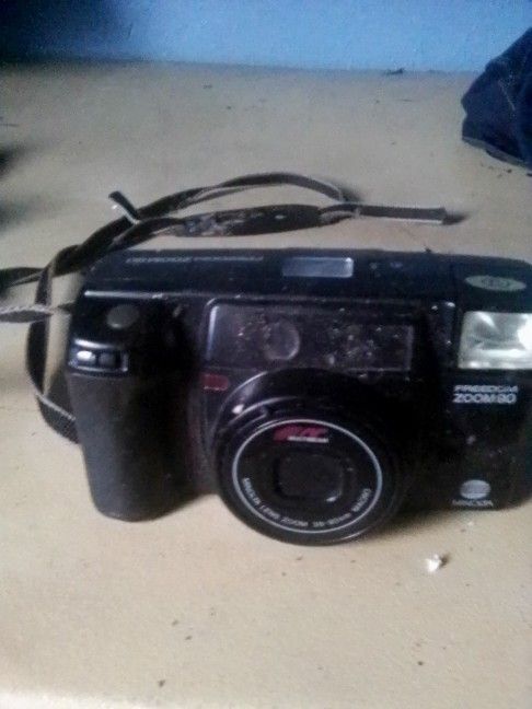 minolta 35mm camera