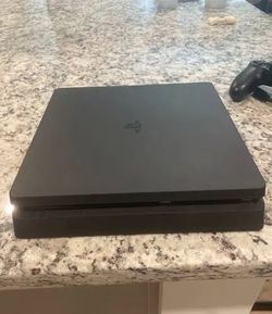 PS4 slim