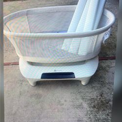 4mom mamaroo sleep bassinet 