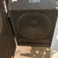 1000 Watt Yamaha 18 Inc Club Series LoudSpeaker 