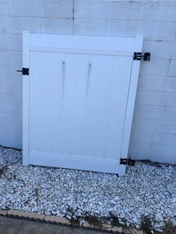 Vinyl Fence Gate