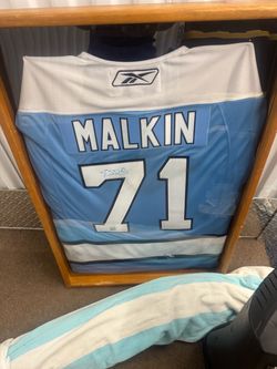 Evgeni Malkin #71 Signed Framed Reebok Jersey