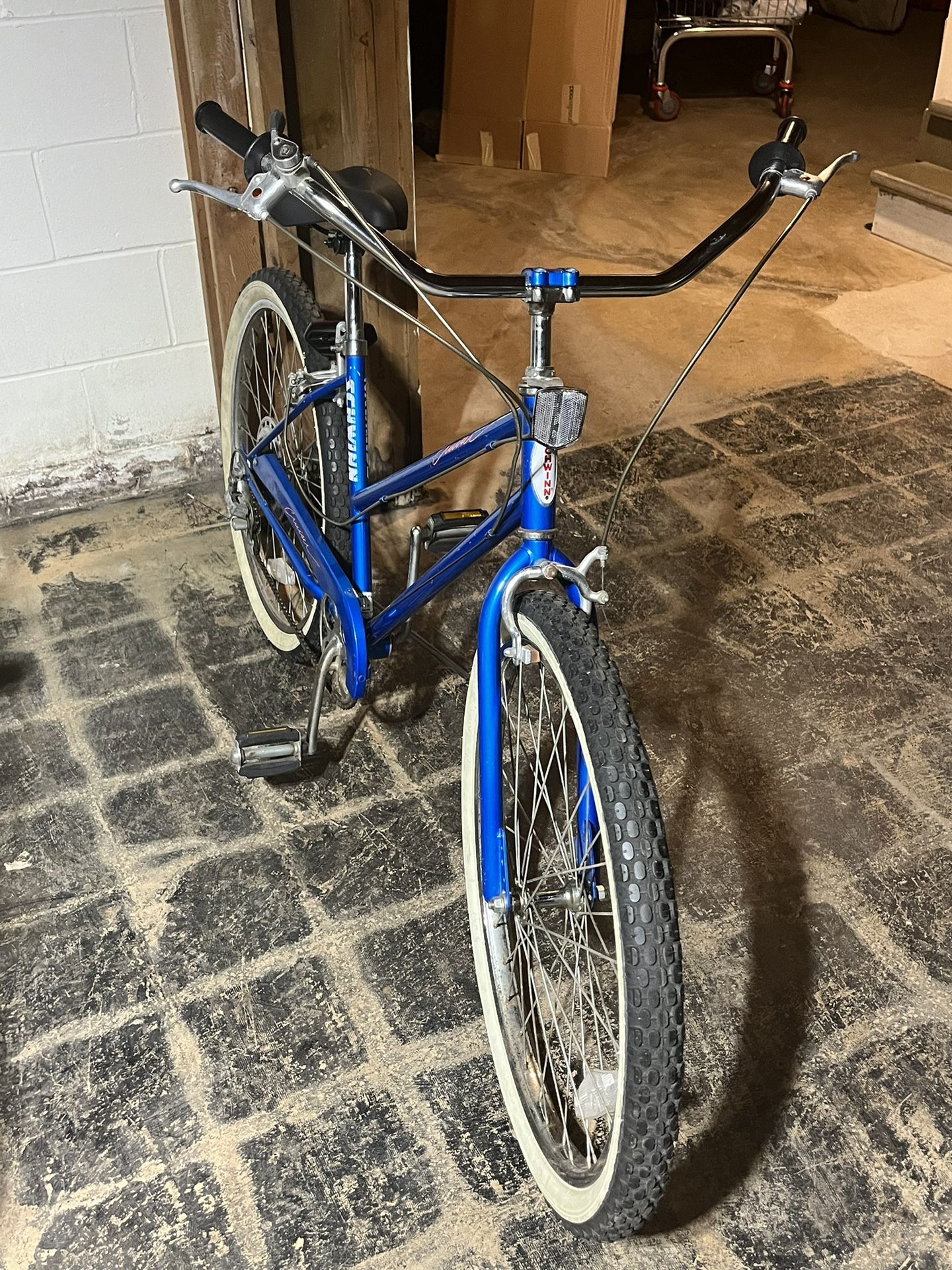 VINTAGE SCHWINN WOMANS 5 Speed CRUISER