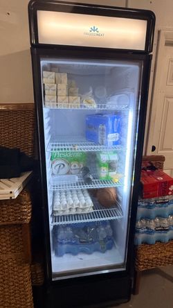 FRIGEEDNEXT Commercial Glass Door Refrigerator