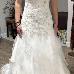 Maggie Sottero Wedding Dress 