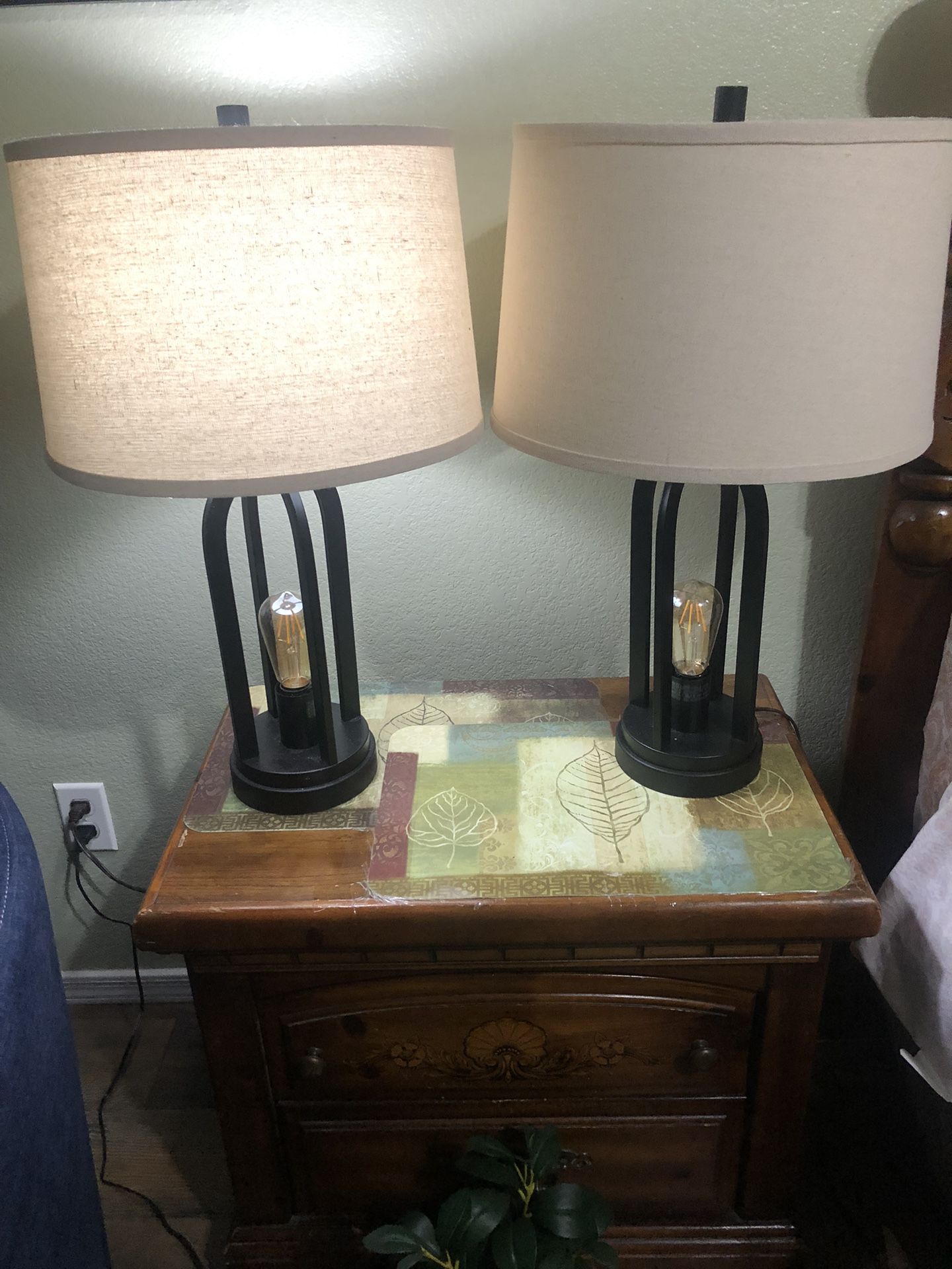 2 Lamps Good Condition 
