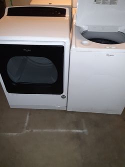 Whirlpool Cabrio washer and dryer set