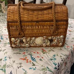 Vintage Classic 50’s Woven Wicker Basket/ Purse
