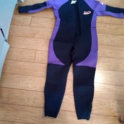 New w/ tags XXL men's wetsuit