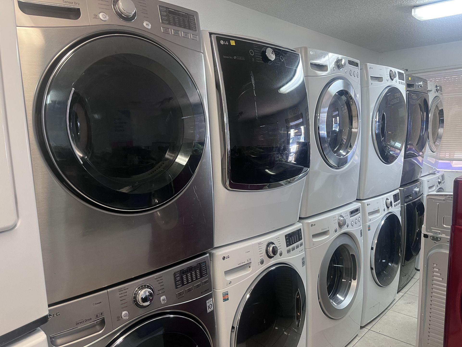 MULTIPLE WASHER AND DRYER SETS