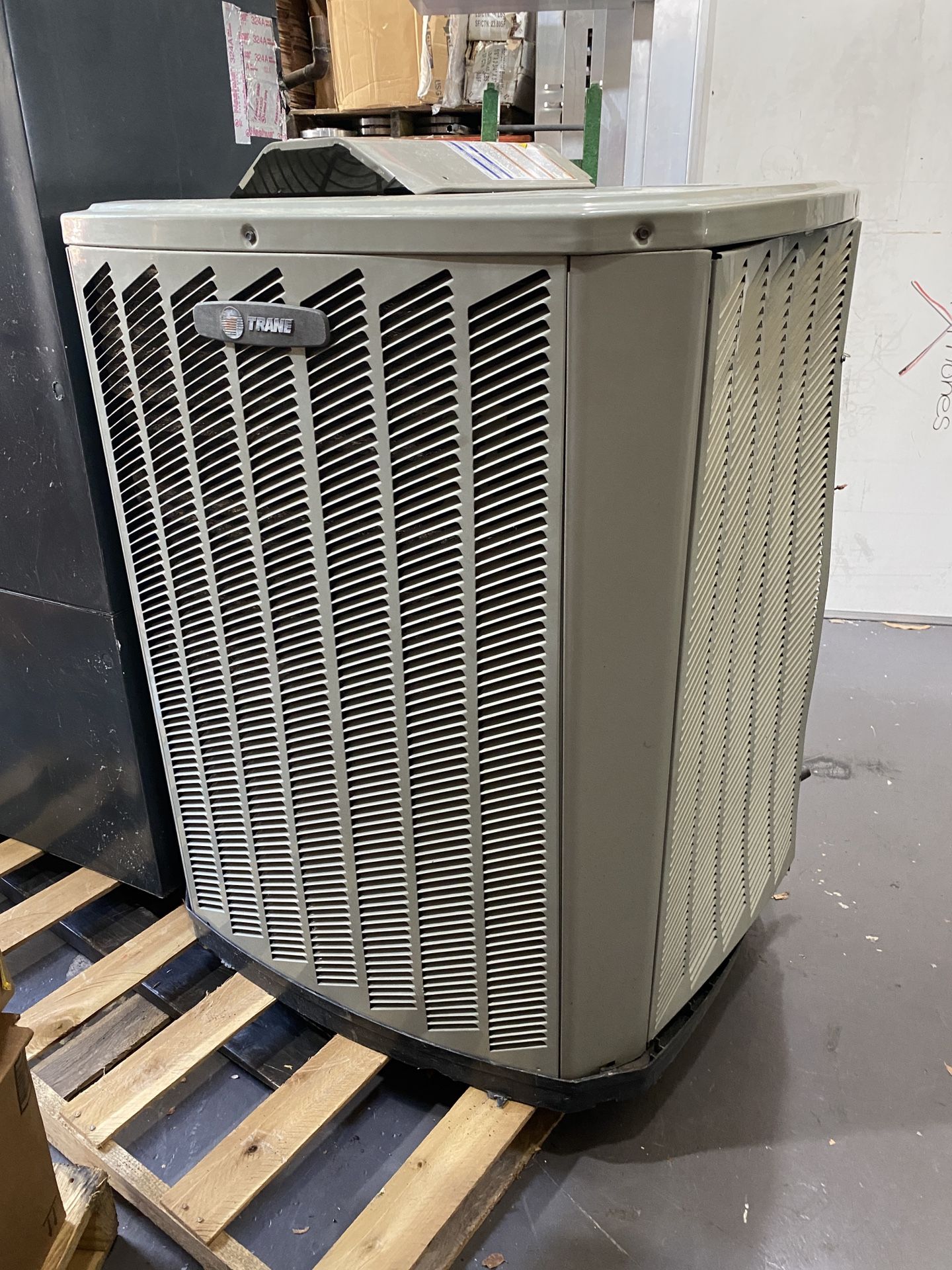 Trane 5 Ton A/C Ac Unit Located In Kendall