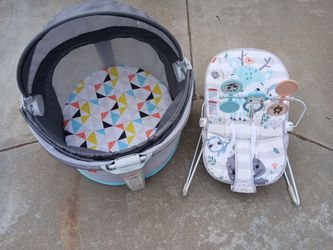 Portable Play Pin & Baby Bouncer