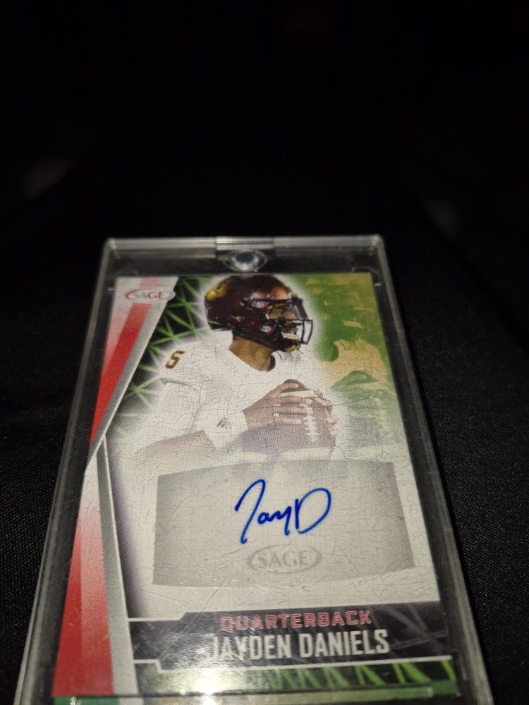 Jayden Daniels 2022 Auto Card