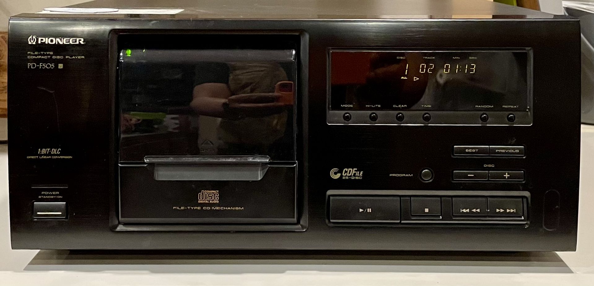 Pioneer PD-F505 25-disc CD changer