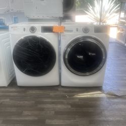 Stackable White Front Load GE 4.8 cu ft Cpcty Washer & 7.8 cu ft Cpcty Electric Dryer @$1K Off MSRP!