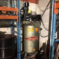 AIR COMPRESSOR
