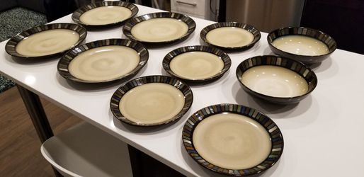 10-Piece Dinnerware Set (from Sonoma Goods For Life) for Sale in Rahway, NJ  - OfferUp