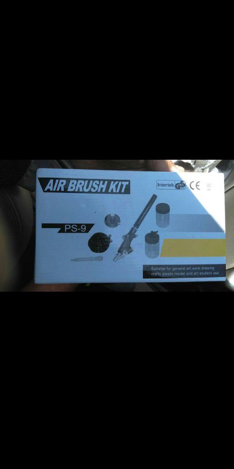 Air brush kit new $18.00