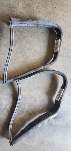Ra29 quarter window weatherstrip rubber