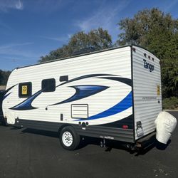 2015 Pacific coach works Tango