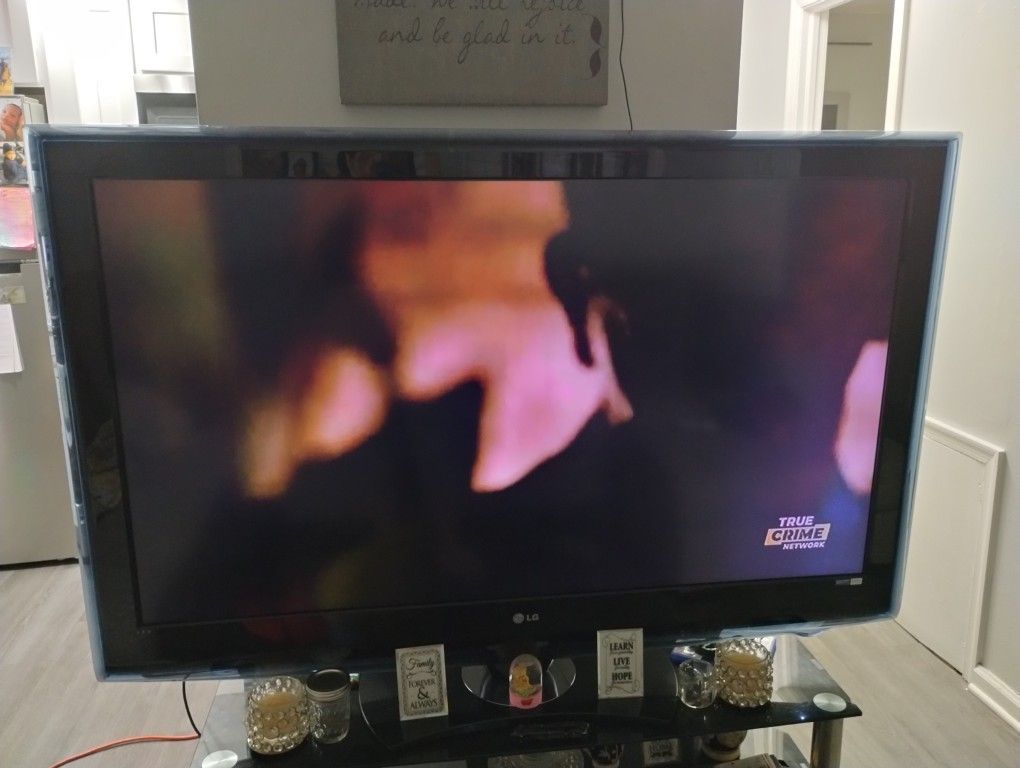 55 Inch LG TV