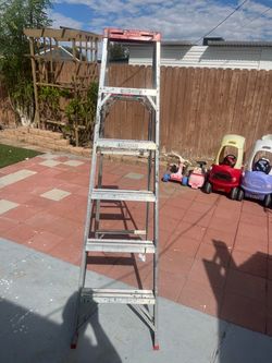 Ladder 6 feet tall