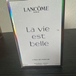 La vie est belle lamcome