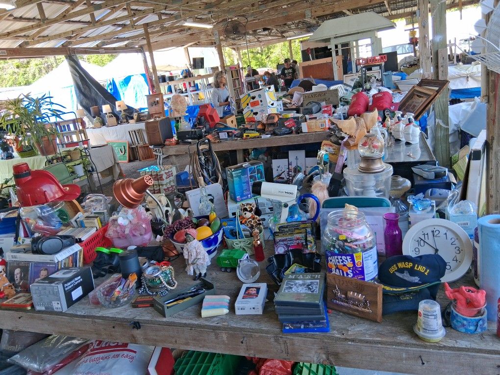 Flea Market At Airport Farmers + Flea Market