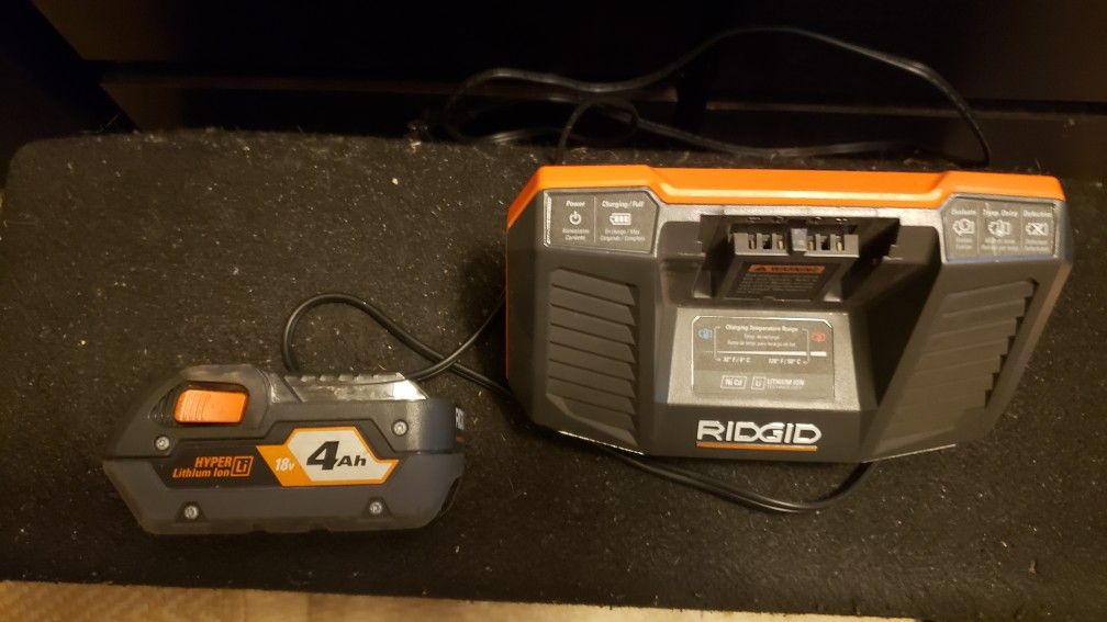 Ridgid batter 4Ah and charger