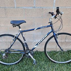 KHS BRENTWOOD 28" Bicycle 
