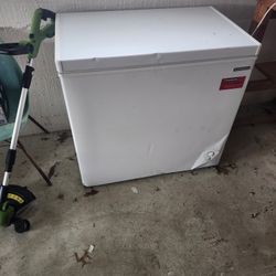 White Deep Freezer