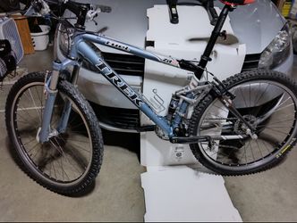 Trek Fuel 98 ZR 9000 26"  Full Suss. Air ride front and rear.