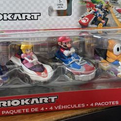 Mario Kart Hot Wheels   New in Box
