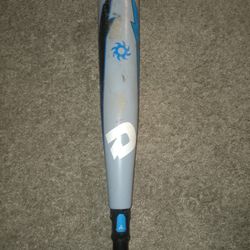 Demarini.  Voodoo. Usa