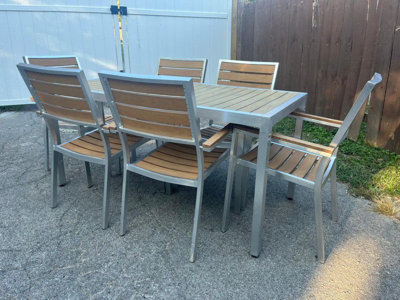 Aluminum Table 6 chairs 