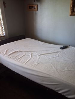 Cama  de hospital electrica