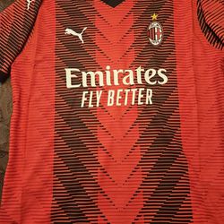 AC Milan 23/24 Replica Jersey Size L