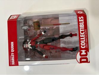 DC Essentials Harley Quinn Action Figure