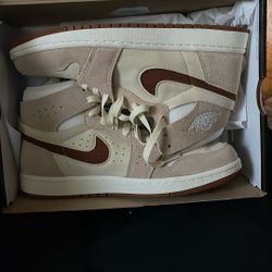 Air Jordan 1 Zoom Tech 