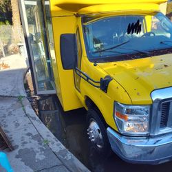 2013 School Bus/ camper 