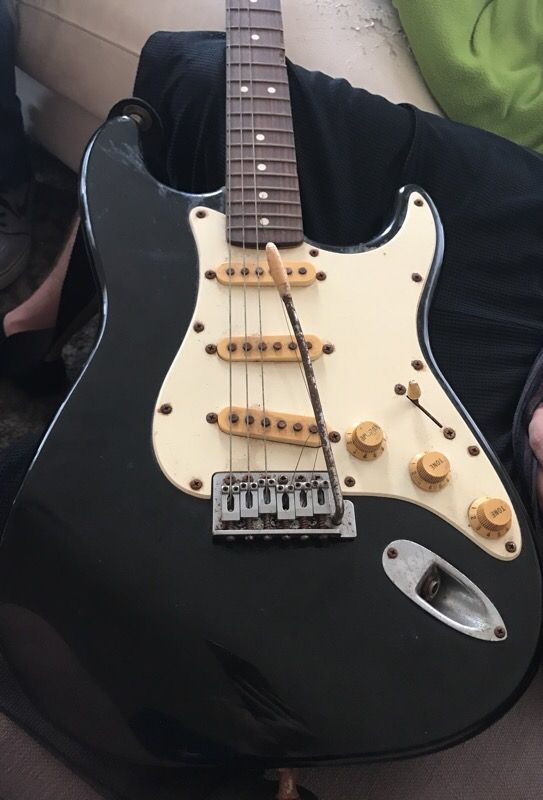 MICHAEL LANDAU SIGNATURE 1968 RELIC STRATOCASTER®