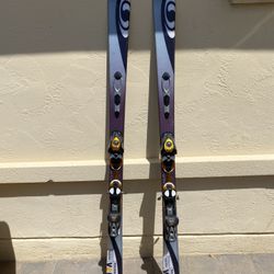 Snow Skis Saloman 