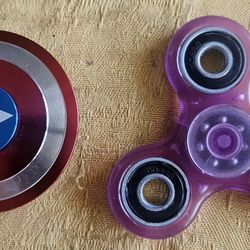  Fidget Hand Spinners