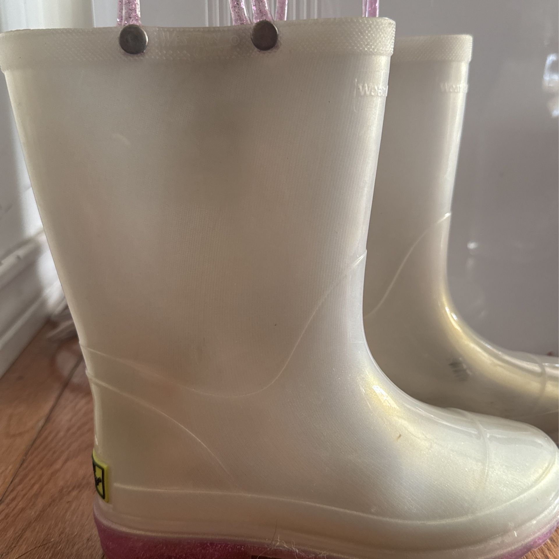 Kids Light Up Rain Boots